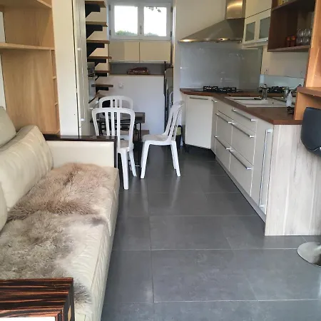 Erdre Riviere Climatise בית נופש